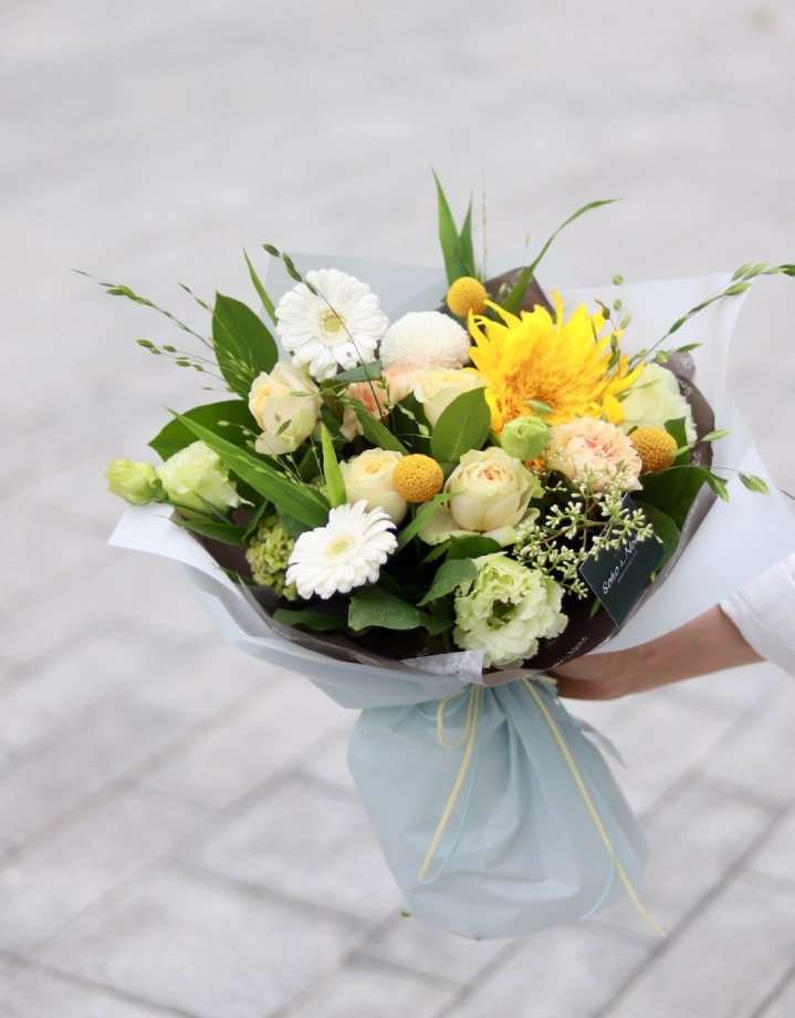 소호앤노호 범블비 옐로우 꽃다발